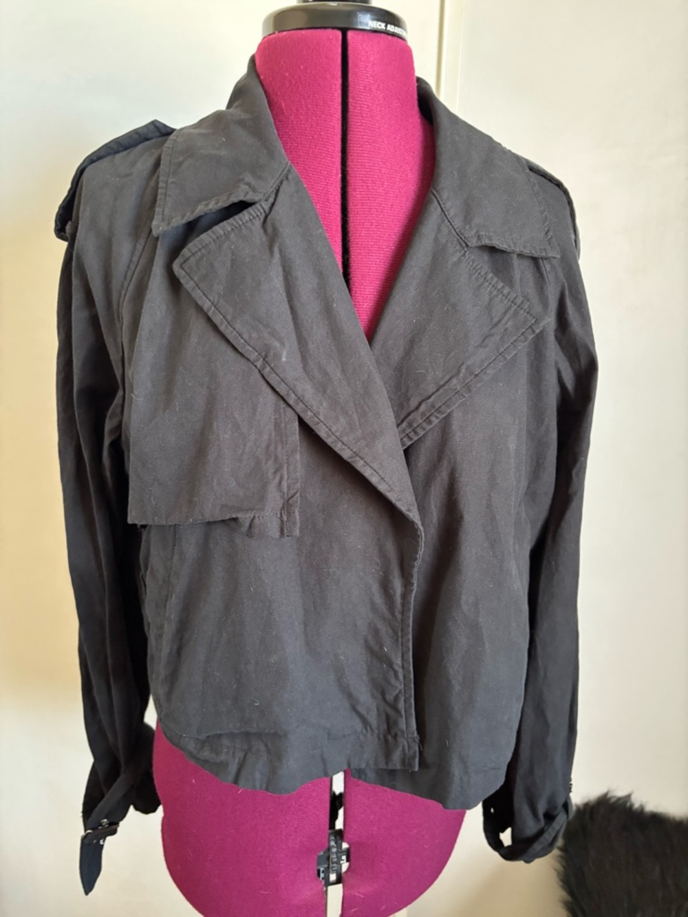 EUC Haute Monde Black Women's Cropped Lightweight Trench Jacket - Size S